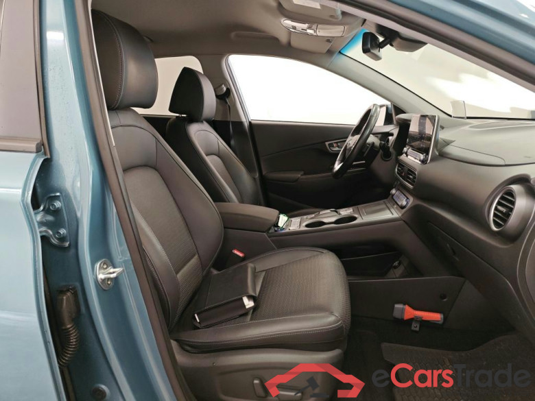 Hyundai KONA Limited Electric 64 kWh 5d #3