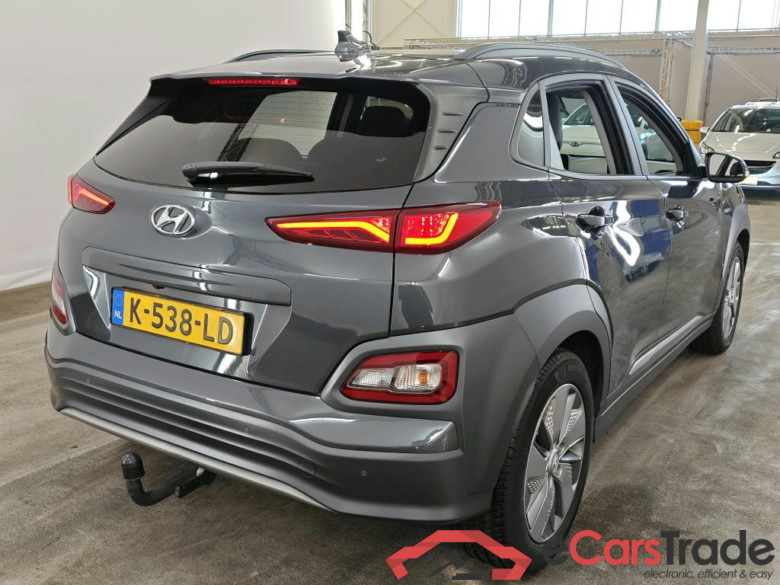 Hyundai KONA Limited Electric 64 kWh 5d #2
