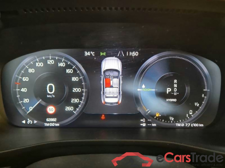 VOLVO XC40 / 2021 / 5P / SUV T4 RECHARGE PLUG-IN AUTO CORE #4
