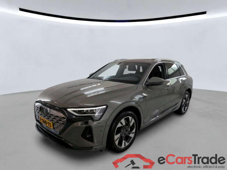 AUDI Q8 250 kW