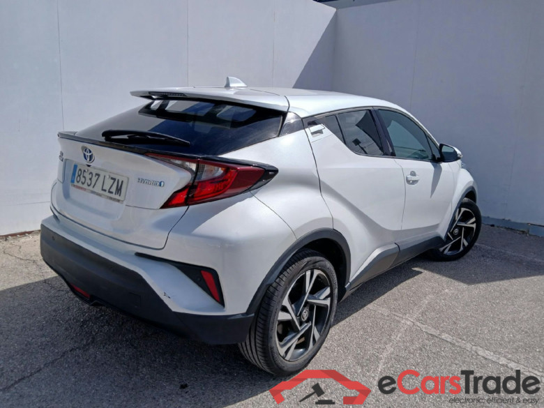 TOYOTA C-HR / 2019 / 5P / todoterreno 1.8 125H Advance #2