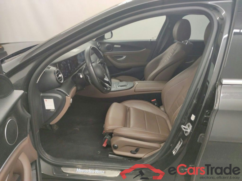 Mercedes-Benz E-Klasse Break E 300 de Luxury Line 5d #3