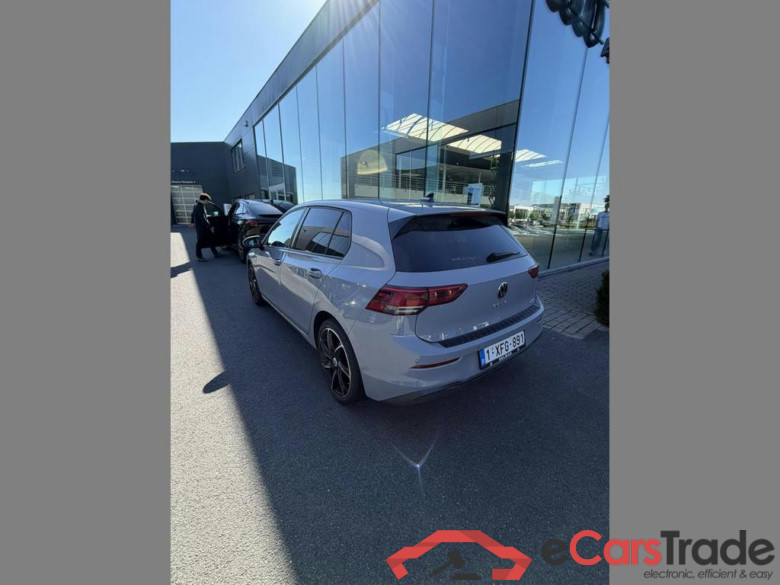 VOLKSWAGEN Golf VIII 1.5 eTSI Life OPF DSG #2