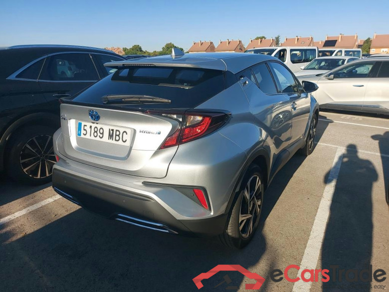 TOYOTA C-HR / 2019 / 5P / todoterreno 2.0 180H Advance #2