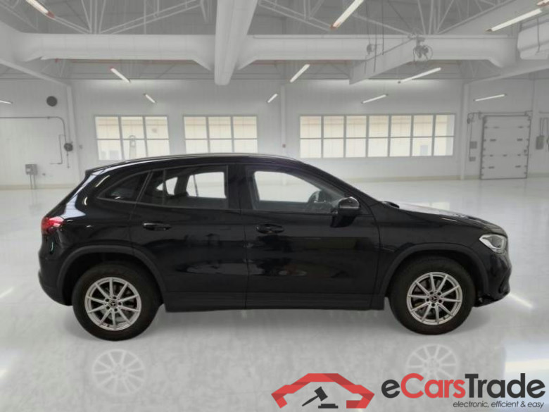 MERCEDES-BENZ GLA / 2020 / 5P / CROSSOVER GLA 180 D AUTOMATIC BUSINESS #6