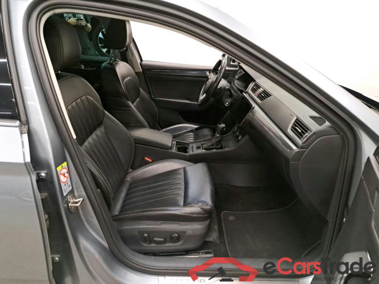 SKODA - SKO SUPERB COMBI 1.4 TSI iV 218PK DSG6 Style Pack Premium II With Leather Pack & Electric Mem Front Seats & Safety & LED Plus & Lane & Side Assist & Matrix LED & 360 Area View Camera  * HYBRID * #3