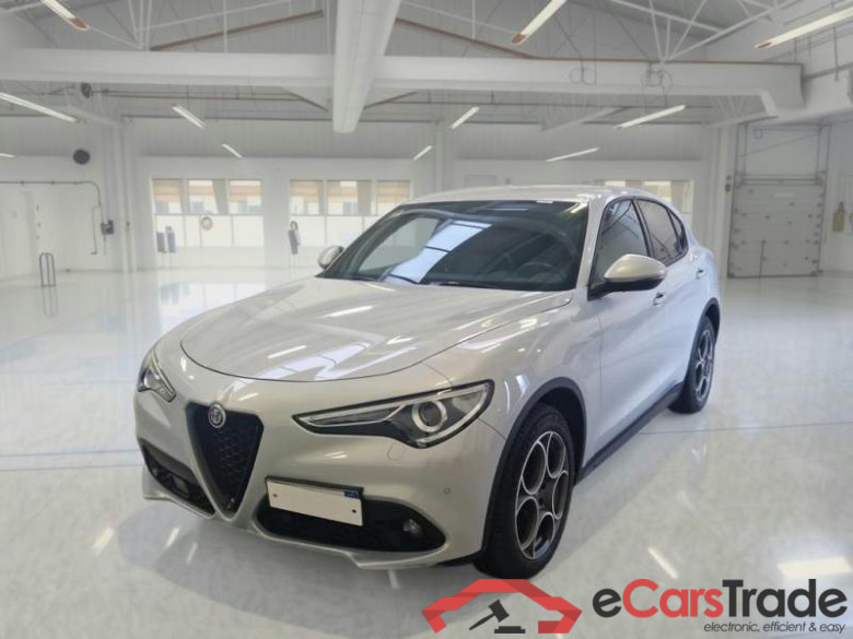 ALFA ROMEO STELVIO / 2017 / 5P / SUV 2.2 TD 190 CV SPRINT AT8 Q4 #1