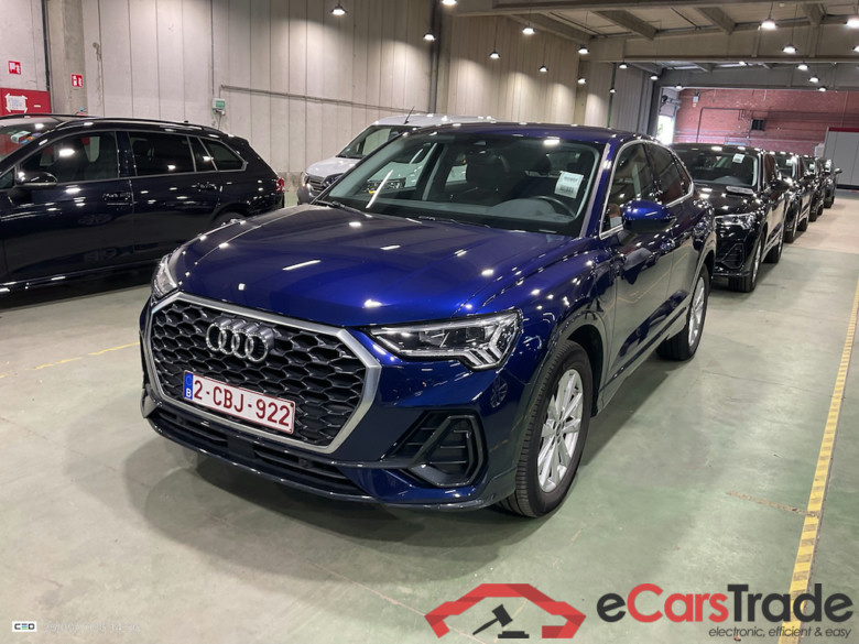 AUDI Q3 Sportback 1.4 45 TFSI E S TRONIC #1