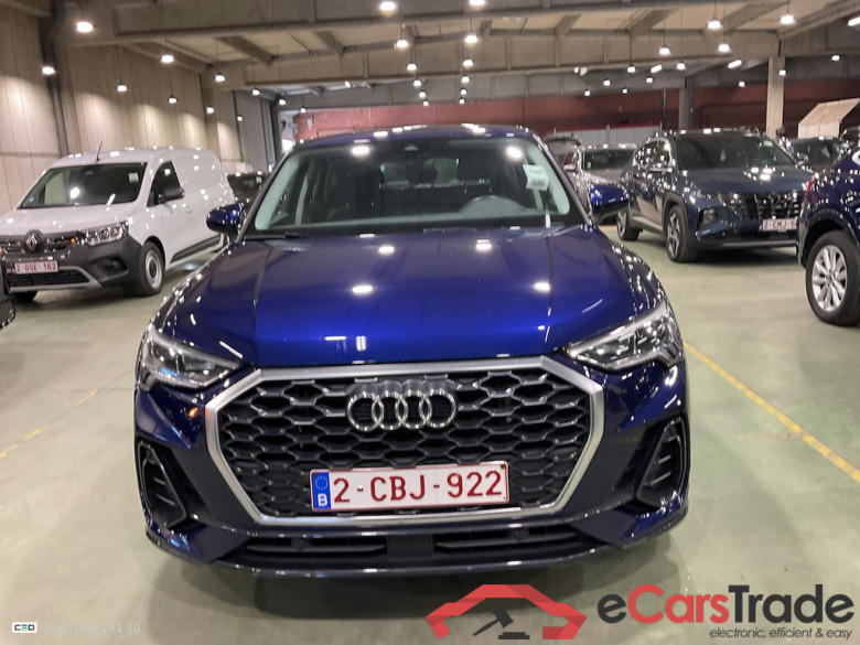 AUDI Q3 Sportback 1.4 45 TFSI E S TRONIC #2