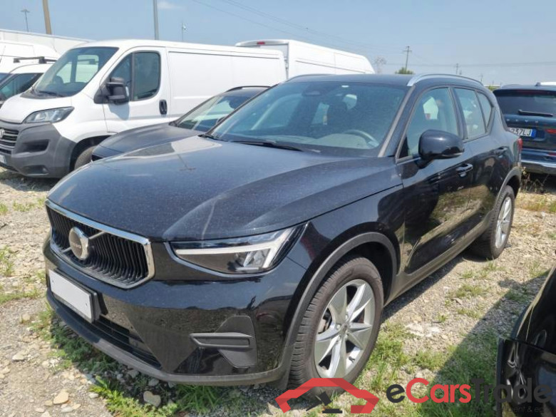 VOLVO XC40 / 2021 / 5P / SUV B3 AUTOMATICO CORE #1