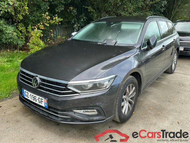 VOLKSWAGEN Passat Variant Dsl SW 2.0 TDi SCR Style Business #1