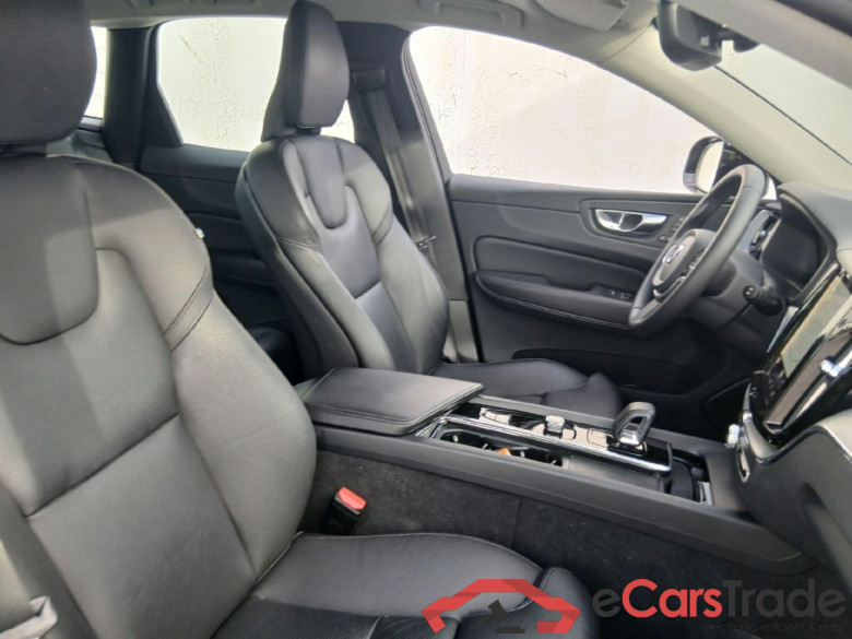 VOLVO XC60 / 2017 / 5P / todoterreno 2.0 B4 D Plus Dark Auto #6