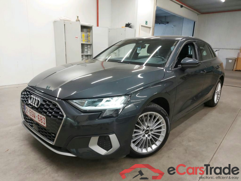 AUDI - AUD A3 SB 40 TFSI e 204PK Advanced Pack Business & Rear Park Sensors & Camera  * HYBRID *
