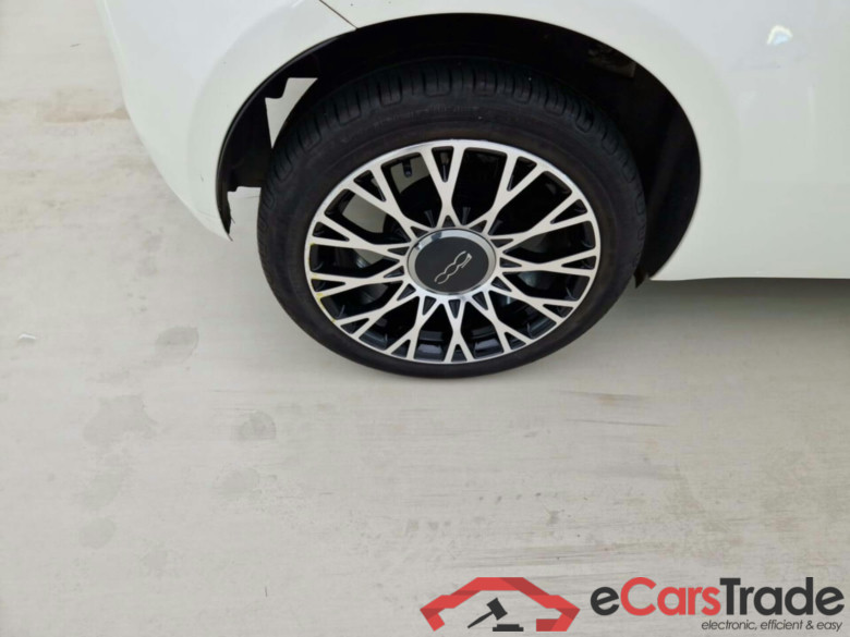 FIAT 500 1.0 HYBRID DOLCEVITA #6