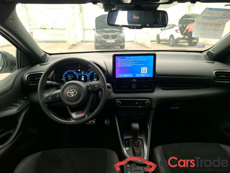 TOYOTA Yaris Hybride / 2022 / 5P / Berline Hybride 130h GR SPORT #5