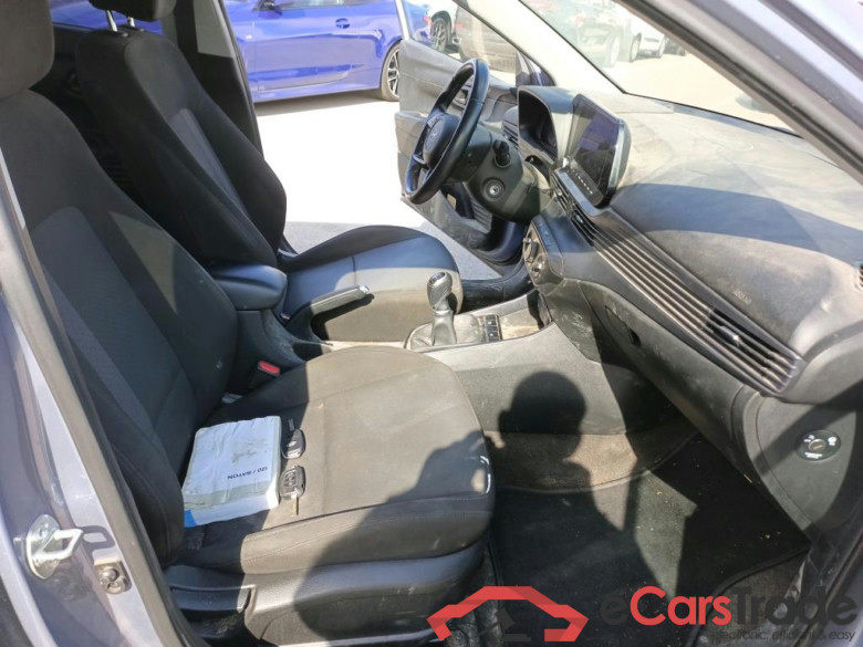 HYUNDAI i20 / 2023 / 5P / berlina con portón 1.0 TGDI Klass #6