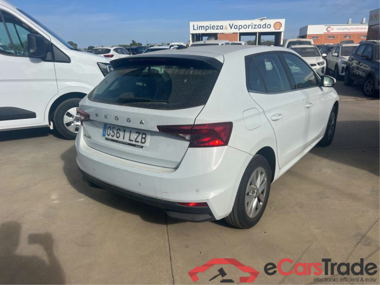 SKODA Fabia / 2021 / 5P / berlina con portón 1.0 TSI 70KW (95CV) Emotion (AC) #2