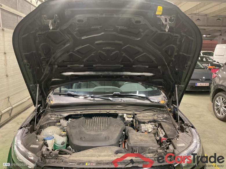 VOLVO XC40 1.5 T5 PHEV R-DESIGN DCT #6
