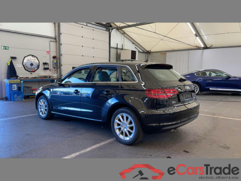 AUDI A3 Sportback Dsl 1.6 TDi Attraction #3