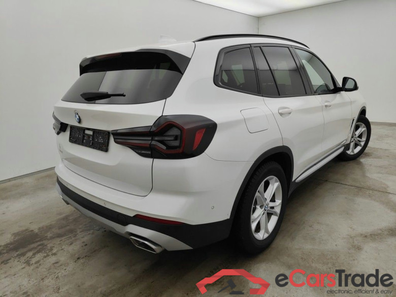BMW X3 DIESEL - 2022 2.0 A 150hp sDrive18d MHEV 5d #2