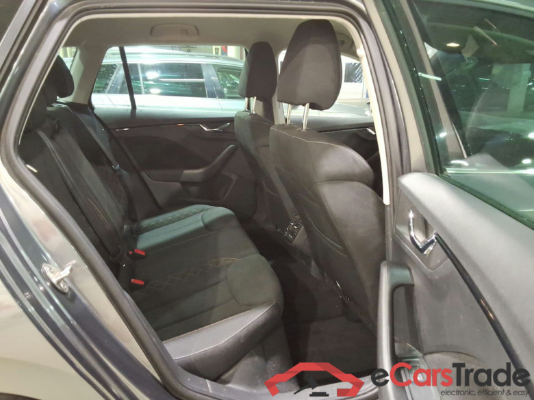 SKODA KAMIQ 1.0 TSI 70KW CLEVER #5