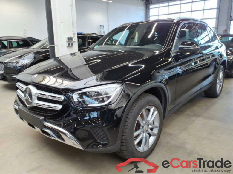 MERCEDES GLC 300e  #1