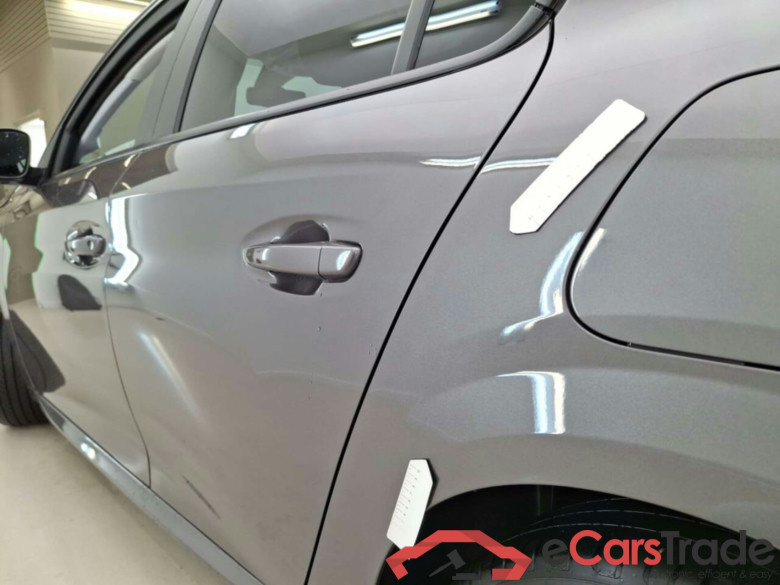 PEUGEOT 208 1.2 PURETECH S&S STYLE #5