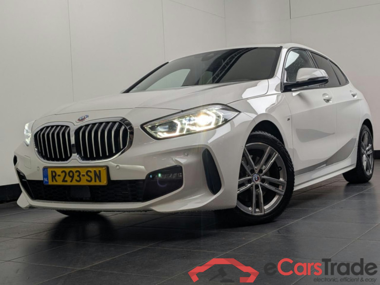 BMW 1-serie 118i Bns Edition #1