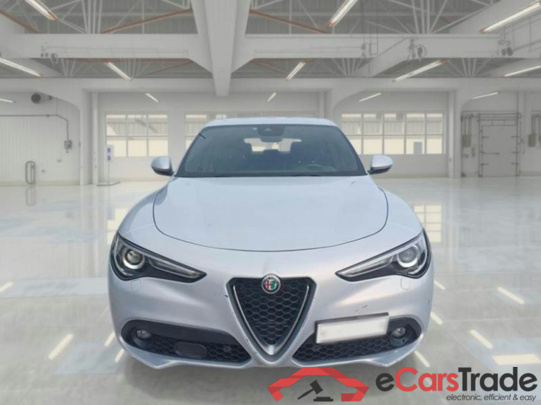 ALFA ROMEO STELVIO / 2017 / 5P / SUV 2.2 TD 190 CV SUPER BUSINESS AT8 Q4 #6