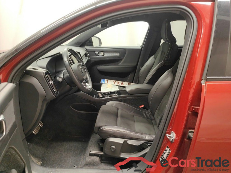 Volvo XC40 T4 Recharge Geartronic R-Design 5d #3