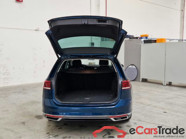 VOLKSWAGEN PASSAT / 2019 / 5P / STATION WAGON VAR. 2.0 TDI SCR EVO 110KW EXECUTIVE DSG #5