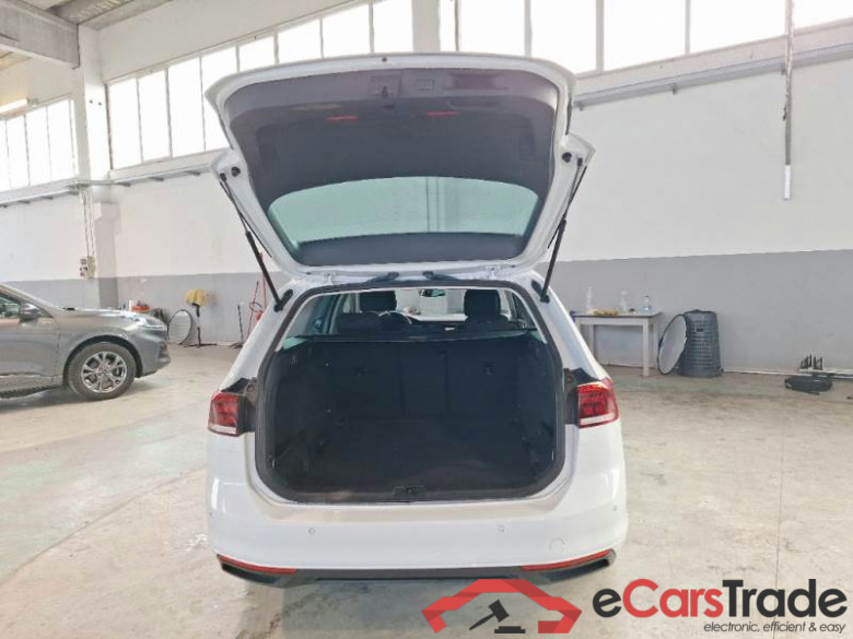 VOLKSWAGEN PASSAT / 2019 / 5P / STATION WAGON VAR. 2.0TDI SCR EVO 90KW BUSINESS DSG #5