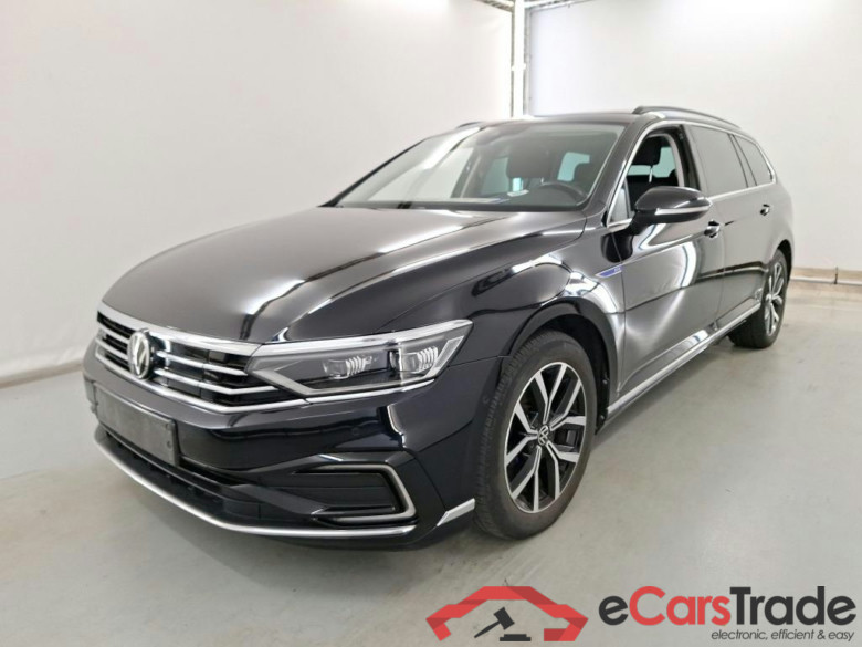 VOLKSWAGEN PASSAT VARIANT GTE - 2020 1.4 TSI PHEV GTE Business DSG #1