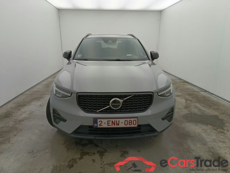 Volvo XC40 T2 Plus Dark Design Aut. 5d