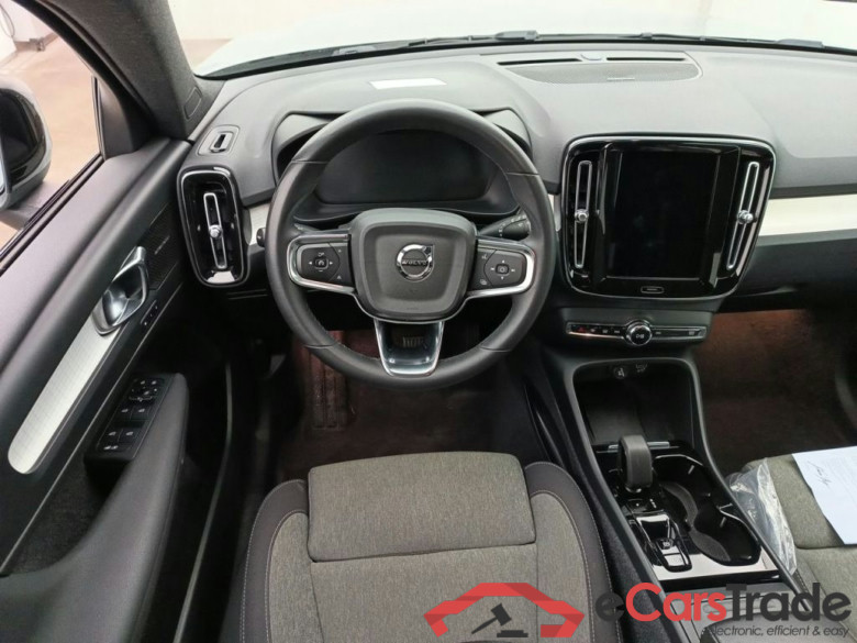 Volvo XC40 T2 Plus Dark Design Aut. 5d #6