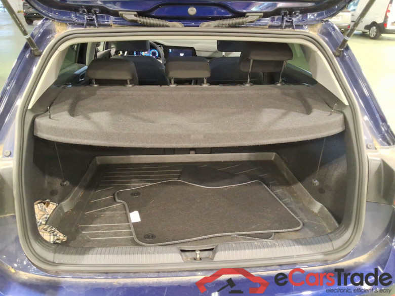 VOLKSWAGEN GOLF VIII 1.0 E-TSI 81KW ACTIVE DSG #3