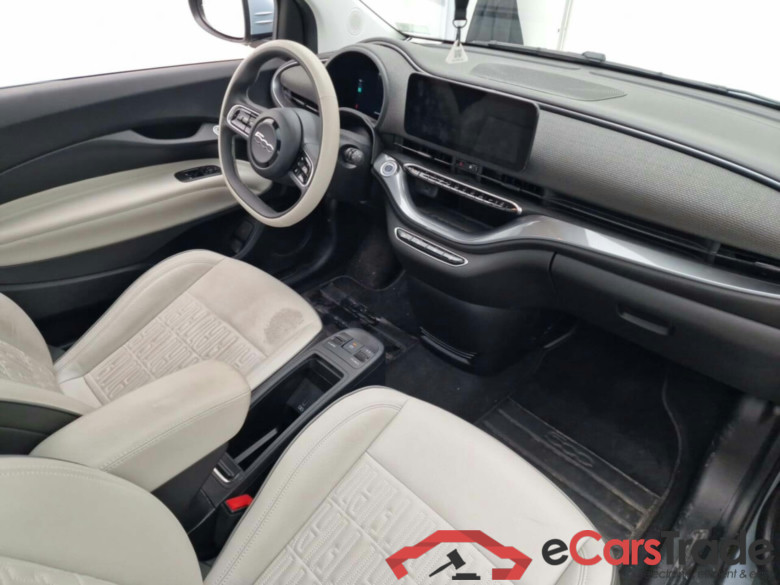 FIAT 500E 42KWH LA PRIMA #3
