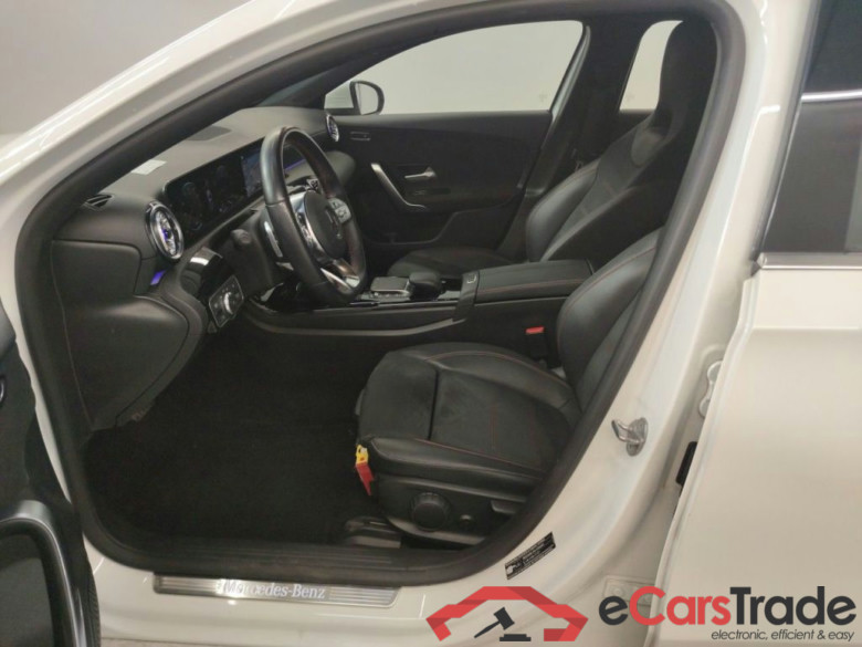 MERCEDES CLASSE A DIESEL (W177) A 200 d 150hp AMG Line 5d #3