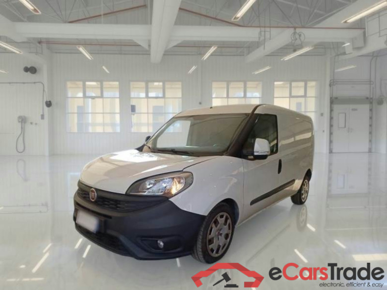 VOLKSWAGEN CADDY / 2015 / 4P / VETT. FURGONATA 2.0 TDI 122CV EURO6 4MOTION VAN #1