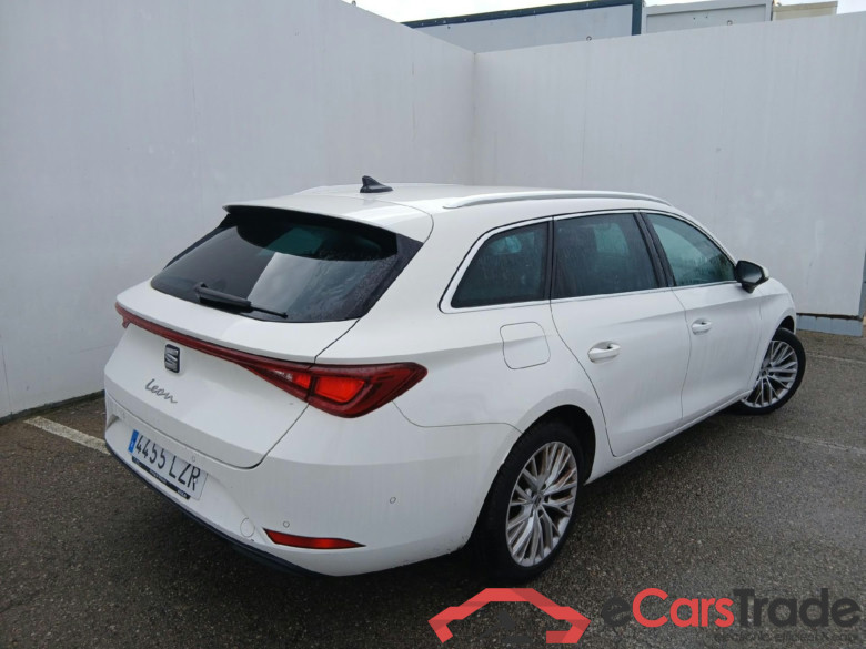 SEAT Nuevo León / 2020 / 5P / familiar SP 1.5 eTSI 110kW DSG S&S Xcellence Go L #2