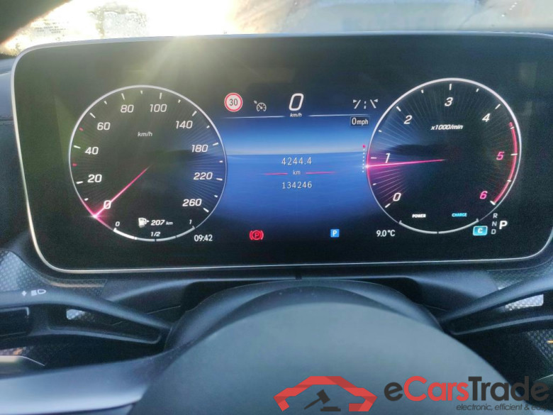 MERCEDES-BENZ Clase C / 2021 / 4P / sedán C 200 d #4