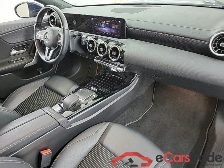 MERCEDES-BENZ CLA Shooting Brake CLA 250 e DCT Luxury Line 5D 160kW #6