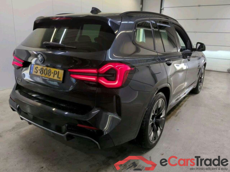 BMW iX3 High Executive #2