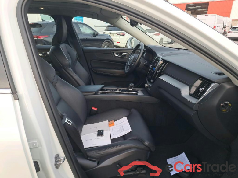 VOLVO XC60 / 2017 / 5P / todoterreno 2.0 T6 AWD Recharge Ultimate Bright Auto #6