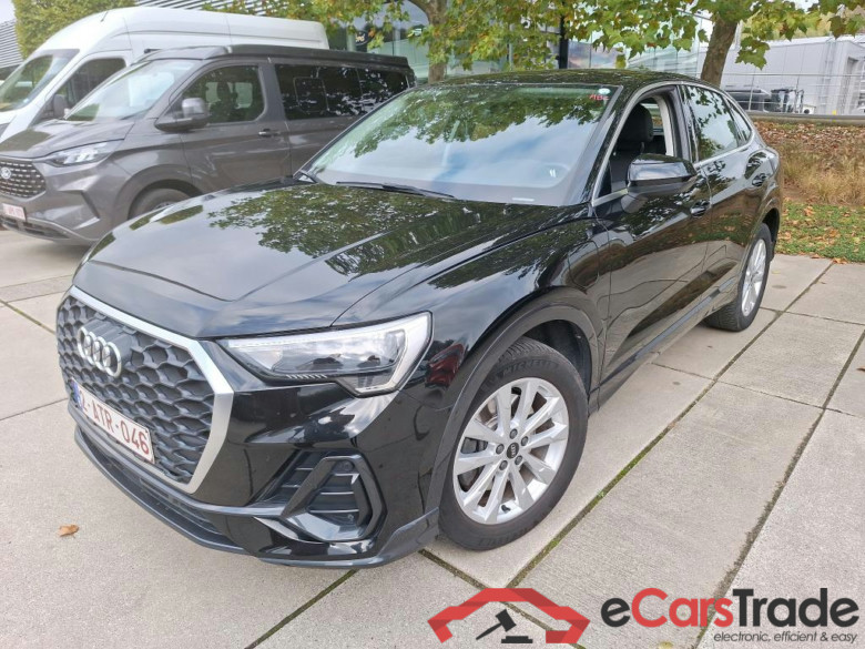 AUDI - AUD Q3 SB 45 TFSI 245PK e S-Tronic Pack Business Plus With Heated Seats & Cruise Control & APS Front & Rear   * HYBRID *