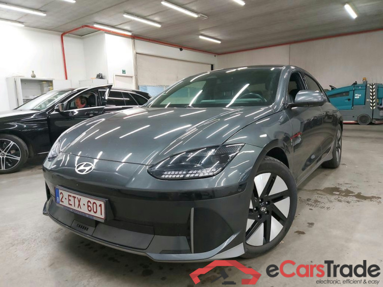 HYUNDAI - HYU IONIQ 6 77,4 kWh Balance 228PK With Black Leather & Power Sunroof * ELECTRIC *