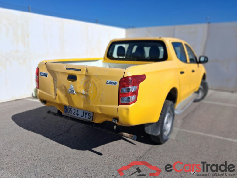 MITSUBISHI L200 VU 4p 4G pickup D/C 250 DI-D M-Pro #2
