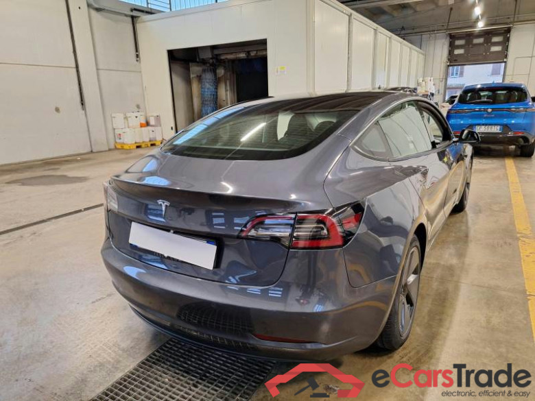 TESLA MODEL 3 / 2018 / 4P / BERLINA 50 KWH STANDARD PLUS RWD #2