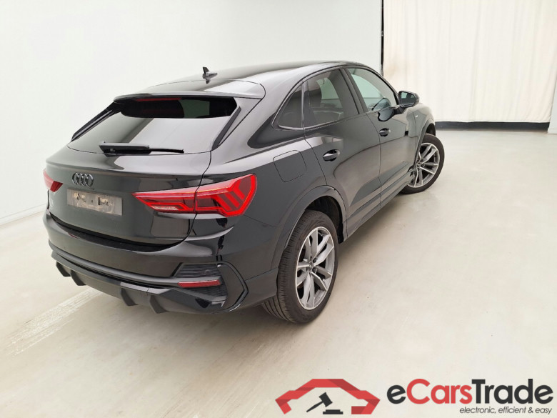 Audi, Q3 SB '19 PHEV, Q3 SB 45 TFSie PHEV S Li.Str. (totl options: 11.892,58 Ex.Vat) #4