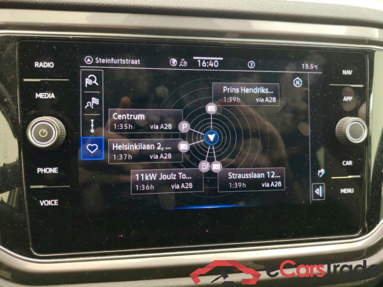 VOLKSWAGEN T-Roc 110 kW #2